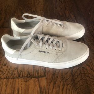 Adidas casual shoes